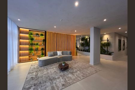 Apartamento à venda com 82m², 2 quartos e 1 vaga Apartamento à venda com 82m², 2 quartos e 1 vagaHall