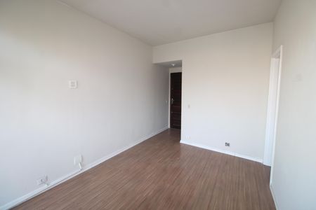 Sala de casa para alugar com 2 quartos, 90m² em Madureira, Rio de Janeiro