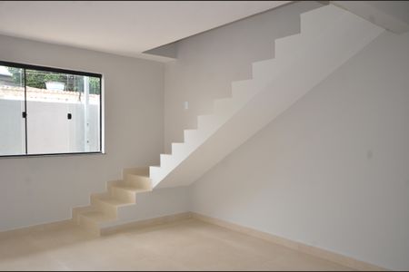 Apartamento para alugar com 80m², 2 quartos e sem vagaSala