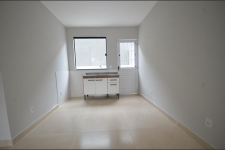 Apartamento para alugar com 80m², 2 quartos e sem vagaCozinha