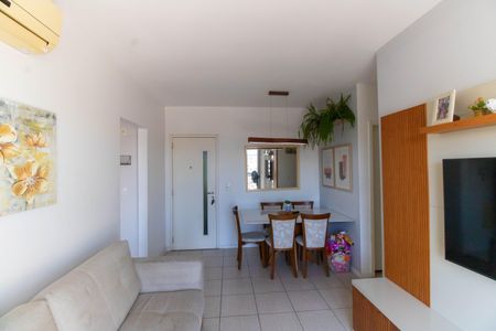 Apartamento à venda com 56m², 2 quartos e 1 vaga Apartamento à venda com 56m², 2 quartos e 1 vagaSala
