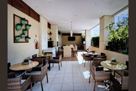 Apartamento à venda com 56m², 2 quartos e 1 vaga Apartamento à venda com 56m², 2 quartos e 1 vagaÁrea comum