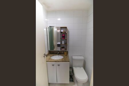 Apartamento à venda com 56m², 2 quartos e 1 vaga Apartamento à venda com 56m², 2 quartos e 1 vagaBanheiro da Suíte