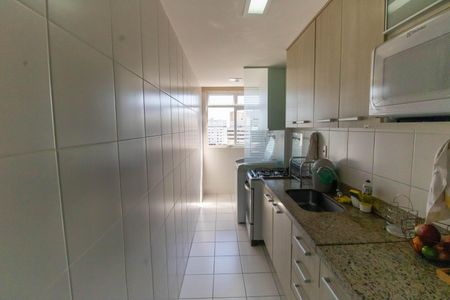Apartamento à venda com 56m², 2 quartos e 1 vaga Apartamento à venda com 56m², 2 quartos e 1 vagaCozinha e Área de Serviço