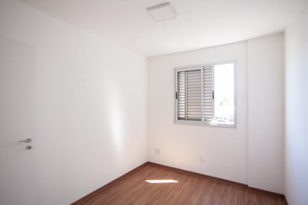 Apartamento à venda com 101m², 3 quartos e 2 vagas Apartamento à venda com 101m², 3 quartos e 2 vagasQuarto 1