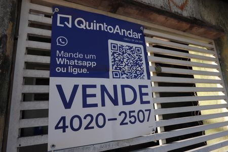 Casa à venda com 240m², 3 quartos e 2 vagasPlaca