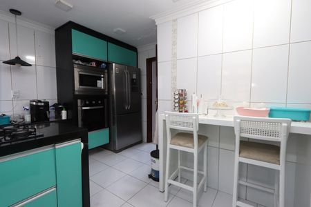 Casa à venda com 240m², 3 quartos e 2 vagasCozinha