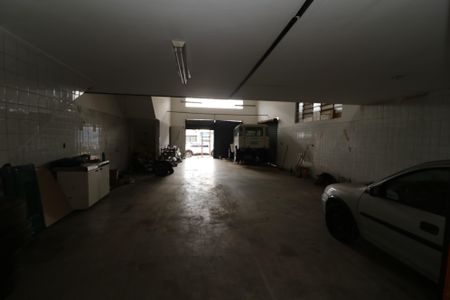 Casa à venda com 400m², 3 quartos e 4 vagasGalpão