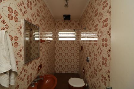 Casa à venda com 400m², 3 quartos e 4 vagasBanheiro