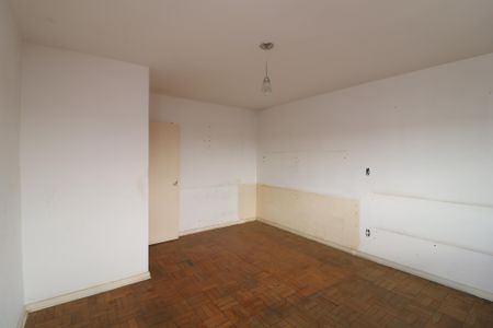 Casa à venda com 400m², 3 quartos e 4 vagasQuarto 2