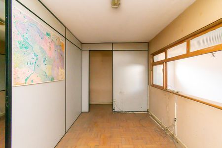 Casa à venda com 400m², 3 quartos e 5 vagasGaragem - Escritório