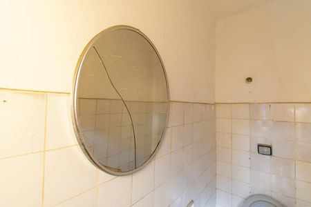 Casa à venda com 400m², 3 quartos e 5 vagasQuintal - Banheiro 