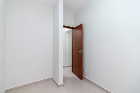 Casa à venda com 80m², 2 quartos e 2 vagas Casa à venda com 80m², 2 quartos e 2 vagasQuarto 2
