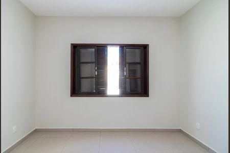 Casa à venda com 80m², 2 quartos e 2 vagas Casa à venda com 80m², 2 quartos e 2 vagasQuarto 1