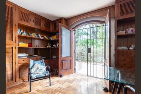 Casa à venda com 4 quartos, 363m² em Granja Julieta, São Paulo