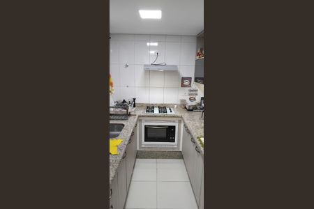 Casa de condomínio à venda com 65m², 2 quartos e 1 vaga Casa de condomínio à venda com 65m², 2 quartos e 1 vagaCozinha