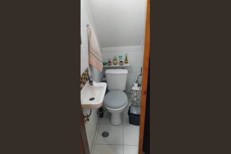 Casa de condomínio à venda com 65m², 2 quartos e 1 vaga Casa de condomínio à venda com 65m², 2 quartos e 1 vagaLavabo