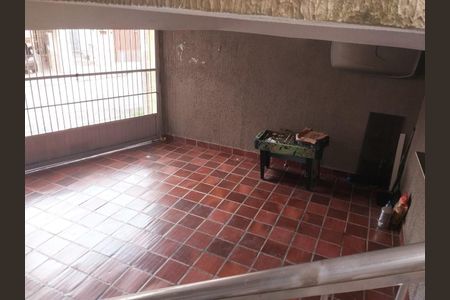 Casa à venda com 3 quartos, 140m² em Vila Carrão, São Paulo