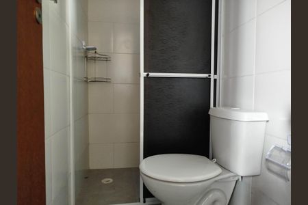 Apartamento à venda com 45m², 2 quartos e sem vaga Apartamento à venda com 45m², 2 quartos e sem vagaBanheiro