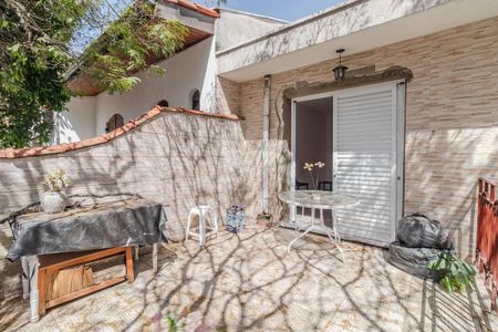 Casa à venda com 133m², 3 quartos e 2 vagasVaranda