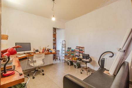 Casa à venda com 133m², 3 quartos e 2 vagasEscritório