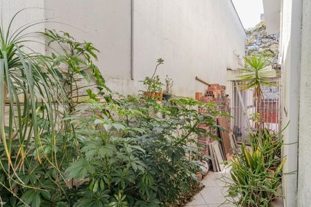 Casa à venda com 133m², 3 quartos e 2 vagasQuintal