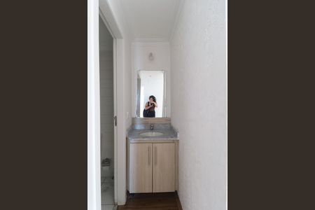 Apartamento à venda com 55m², 2 quartos e 1 vaga Apartamento à venda com 55m², 2 quartos e 1 vagaBanheiro