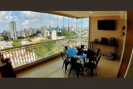 Apartamento à venda com 118m², 3 quartos e 3 vagas