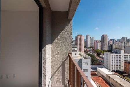 Studio para alugar com 25m², 1 quarto e sem vaga Studio para alugar com 25m², 1 quarto e sem vagaVaranda