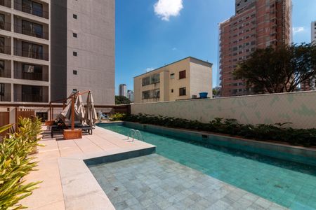 Studio para alugar com 25m², 1 quarto e sem vaga Studio para alugar com 25m², 1 quarto e sem vagaÁrea comum - Piscina