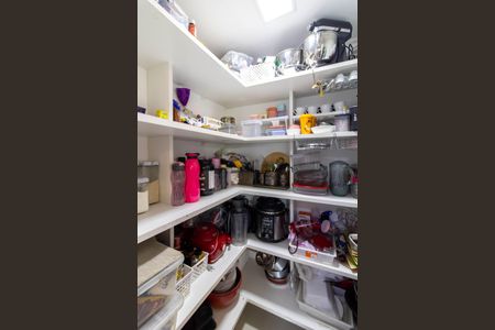 Apartamento à venda com 100m², 3 quartos e 2 vagas Apartamento à venda com 100m², 3 quartos e 2 vagasDespensa