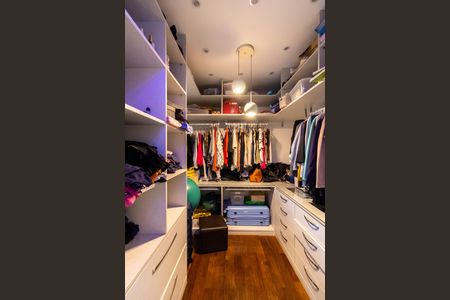 Apartamento à venda com 100m², 3 quartos e 2 vagas Apartamento à venda com 100m², 3 quartos e 2 vagasCloste da Suíte