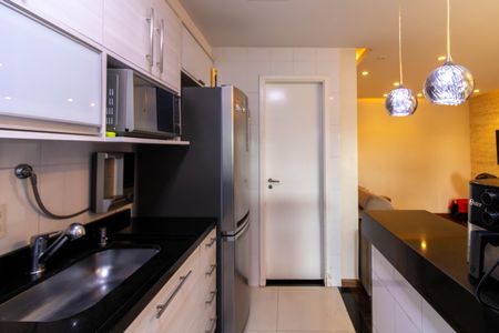 Apartamento à venda com 100m², 3 quartos e 2 vagas Apartamento à venda com 100m², 3 quartos e 2 vagasCozinha