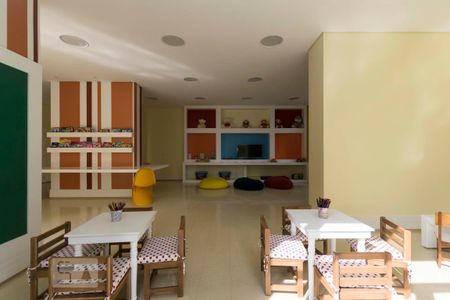 Apartamento à venda com 100m², 3 quartos e 2 vagas Apartamento à venda com 100m², 3 quartos e 2 vagasArea Comum - Brinquedoteca