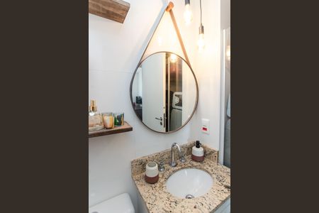 Apartamento para alugar com 68m², 2 quartos e 2 vagas Apartamento para alugar com 68m², 2 quartos e 2 vagasBanheiro