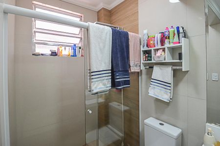 Apartamento à venda com 87m², 2 quartos e 1 vaga Apartamento à venda com 87m², 2 quartos e 1 vagaBanheiro da Suíte