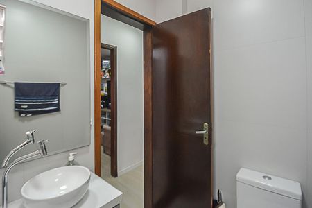 Apartamento à venda com 87m², 2 quartos e 1 vaga Apartamento à venda com 87m², 2 quartos e 1 vagaBanheiro