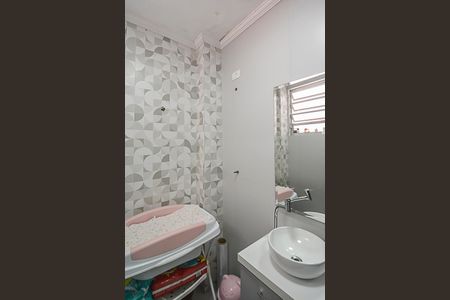 Apartamento à venda com 87m², 2 quartos e 1 vaga Apartamento à venda com 87m², 2 quartos e 1 vagaBanheiro