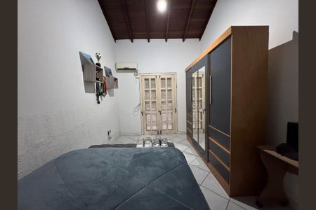 Casa à venda com 131m², 2 quartos e 2 vagas Casa à venda com 131m², 2 quartos e 2 vagasQuarto 2