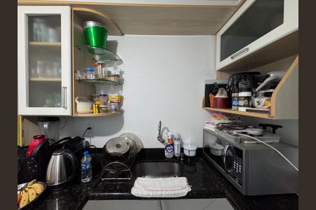 Casa à venda com 131m², 2 quartos e 2 vagas Casa à venda com 131m², 2 quartos e 2 vagasCozinha