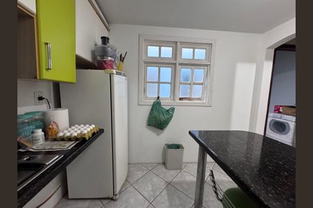 Casa à venda com 131m², 2 quartos e 2 vagas Casa à venda com 131m², 2 quartos e 2 vagasCozinha