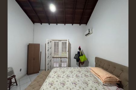 Casa à venda com 131m², 2 quartos e 2 vagas Casa à venda com 131m², 2 quartos e 2 vagasQuarto 1
