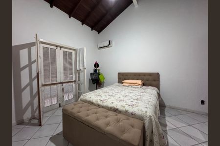 Casa à venda com 131m², 2 quartos e 2 vagas Casa à venda com 131m², 2 quartos e 2 vagasQuarto 1