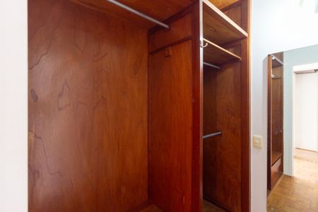 Apartamento para alugar com 168m², 4 quartos e 2 vagasCloset do quarto 3
