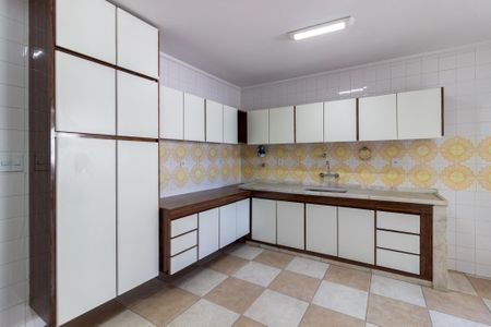 Apartamento para alugar com 168m², 4 quartos e 2 vagasCozinha