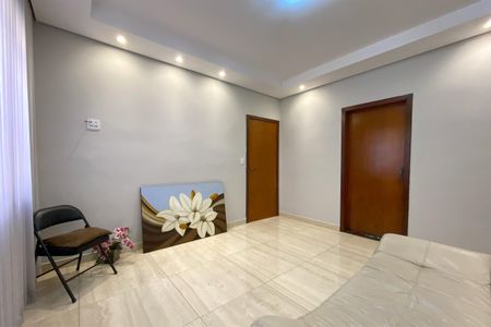 Sala de apartamento para alugar com 2 quartos, 95m² em Sagrada Família, Belo Horizonte