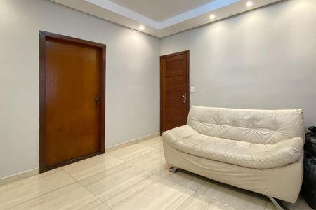 Sala de apartamento para alugar com 2 quartos, 95m² em Sagrada Família, Belo Horizonte