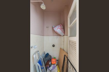 Apartamento para alugar com 78m², 2 quartos e sem vagaBanheiro de serviço