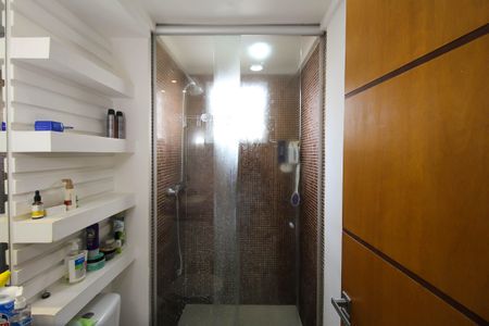 Apartamento à venda com 45m², 2 quartos e 1 vaga Apartamento à venda com 45m², 2 quartos e 1 vagaBanheiro