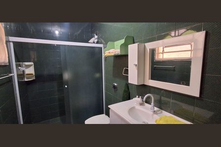 Casa à venda com 450m², 5 quartos e 4 vagas Casa à venda com 450m², 5 quartos e 4 vagasBanheiro Suíte 1